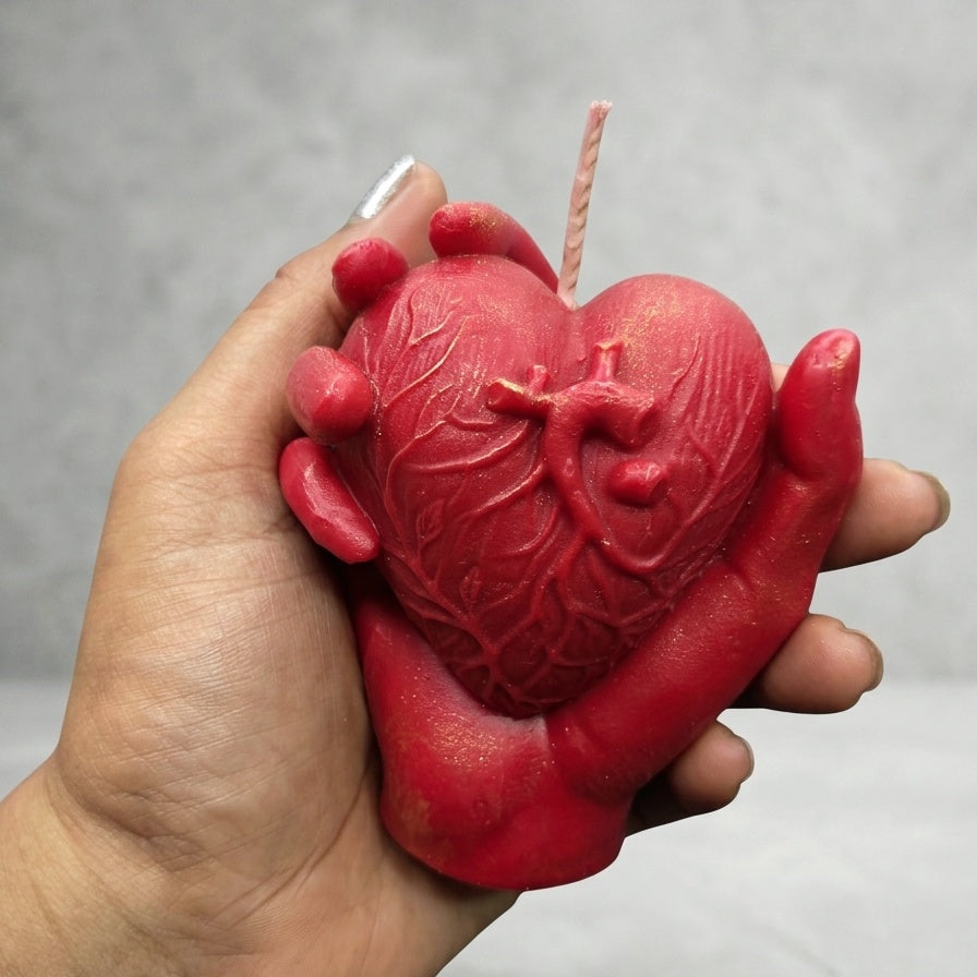 Golden Heart Embrace – Luxury Soy Wax Candle